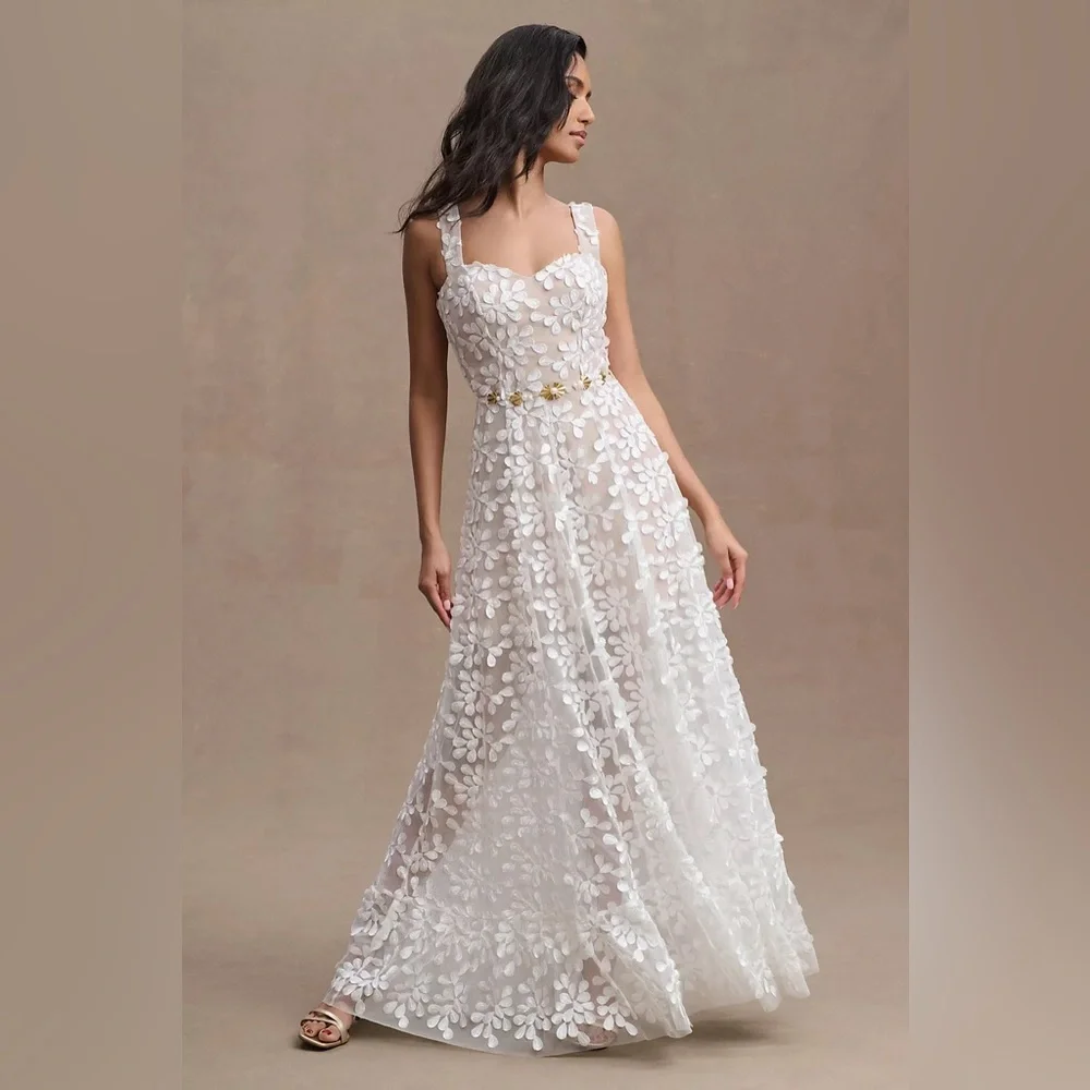 Dress the Population Anabel Sweetheart Embroidered Gown